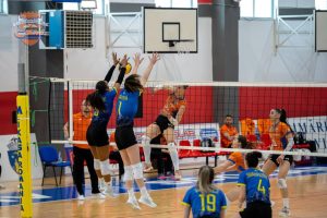 Read more about the article CSM Târgoviște, înfrângere cu CSO Voluntari în primul duel din semifinalele Diviziei A1 la volei feminin
