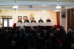 Read more about the article MITROPOLITUL NIFON A PREZIDAT ACTIVITATEA METODICĂ CU PROFESORII DE RELIGIE DIN JUDEȚUL DÂMBOVIȚA