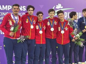 Read more about the article Argint pentru echipa de sabie a României, la Mondialele de juniori din Arabia Saudită