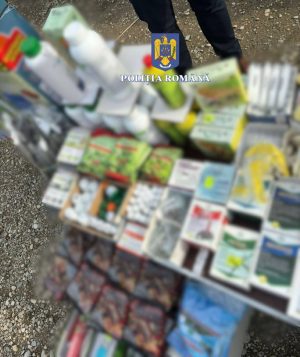 Read more about the article La târgul săptămânal din Băleni, polițiștii au indisponibilizat zeci de litri de substanțe periculoase!
