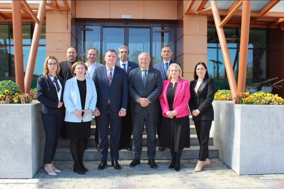 You are currently viewing Colaborare între Camera de Comerț, Industrie și Agricultură Dâmbovița și Universitatea „Valahia” din Târgoviște  Educație – Cercetare – Inovare