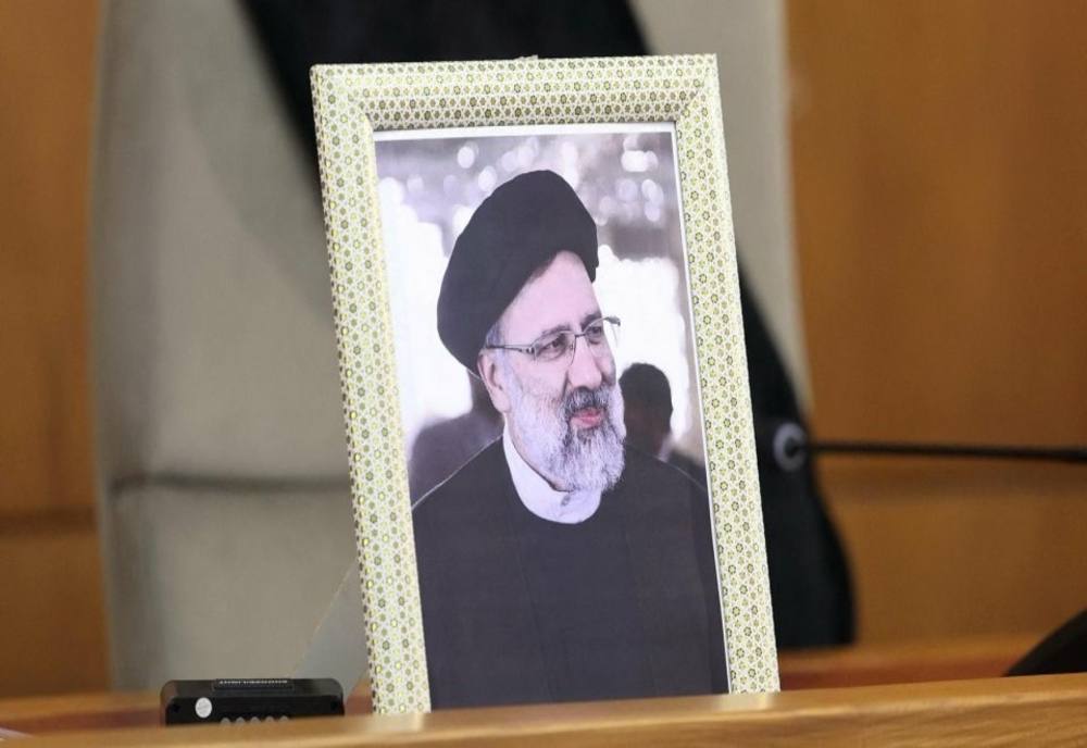 You are currently viewing Cinci zile de doliu național în Iran, după găsirea trupurilor președintelui Ebrahim Raisi și al ministrului de Externe, Hossein Amir-Abdollahian