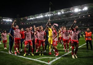 Read more about the article Olympiacos câștigă trofeul Europa Conference League