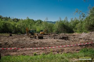 Read more about the article Au început lucrările de înființarea a sistemului de canalizare, la Bezdead