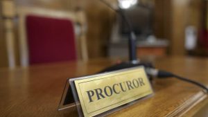 Read more about the article Un procuror din Iași a fost trimis în judecată pentru că a violat de mai multe ori o adolescentă