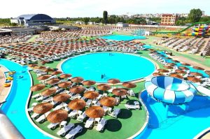 Read more about the article Complexul Turistic de Natație din Târgoviște vă așteaptă să petreceți momente frumoase alături de cei dragi