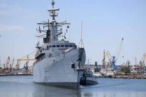 Read more about the article Fregata „Regina Maria” a revenit acasă după participarea la Operația EUNAVFOR MED IRINI