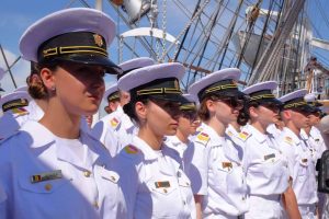Read more about the article Nava-Școală ”Mircea” a plecat într-un nou marș internațional de instrucție