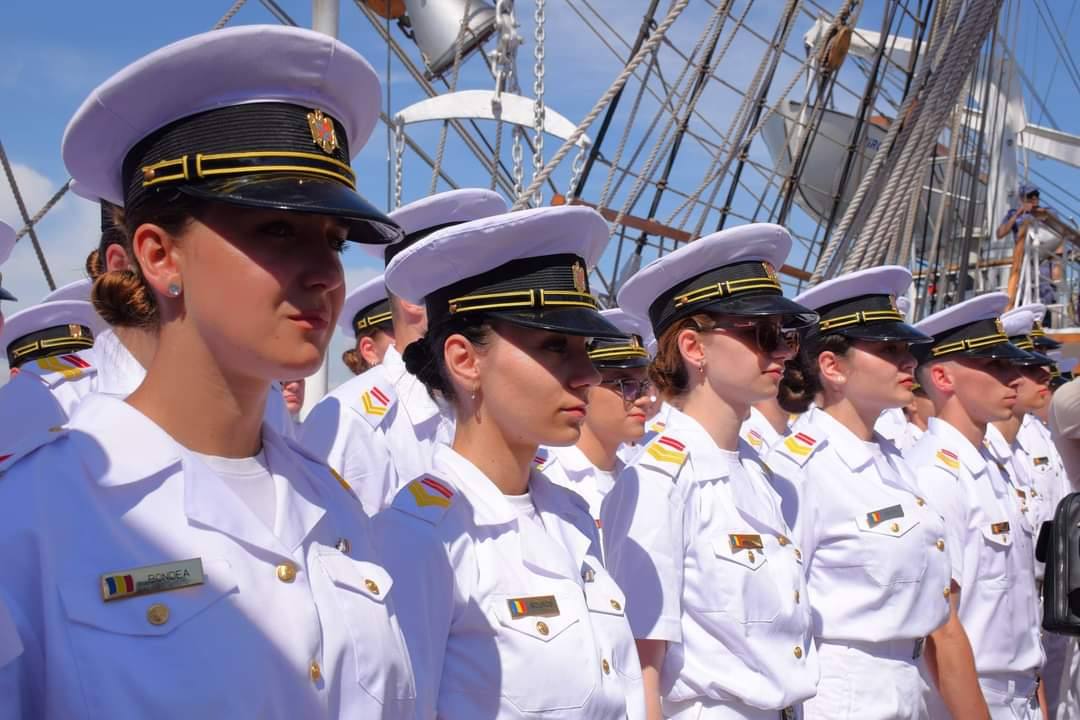 You are currently viewing Nava-Școală ”Mircea” a plecat într-un nou marș internațional de instrucție