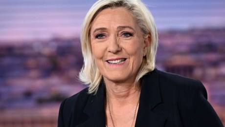 You are currently viewing EXIT POLL FRANȚA: Partidul de extremă dreapta a lui Marine Le Pen câștigă primul tur al alegerilor