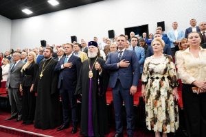 Read more about the article IPS MITROPOLIT NIFON A PARTICIPAT LA GALA DE EXCELENȚĂ A JUDEȚULUI DÂMBOVIȚA