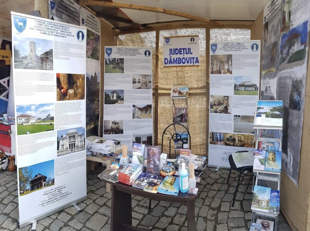 You are currently viewing Obiectivele turistice din judeţul Dâmboviţa, promovate la Târgul European al Castelelor, ediția a IX-a