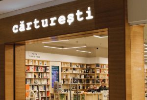 Read more about the article Librăriile Cărtărești îi recompensează pe cei care votează duminică, cu o carte sau o revistă