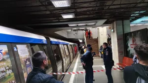 Read more about the article Un tânăr s-a aruncat în faţa metroului, în stația Aurel Vlaicu din București