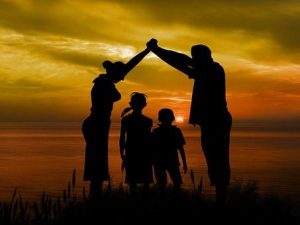 Read more about the article Lege: Consiliere psihologică gratuită pentru părinții din România ai căror copii au murit