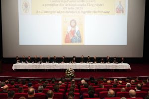 Read more about the article IPS MITROPOLIT NIFON A PREZIDAT LA TÂRGOVIȘTE CONFERINŢA PASTORAL-MISIONARĂ DIN PRIMA PARTE A ANULUI