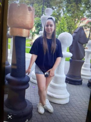 Read more about the article O tânără din Târgoviște este de negăsit! Ați văzut-o?