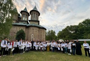 Read more about the article ARHIEPISCOPIA TÂRGOVIȘTEI A ORGANIZAT A 14-A EDIȚIE A CONCURSULUI EPARHIAL DE TOACĂ