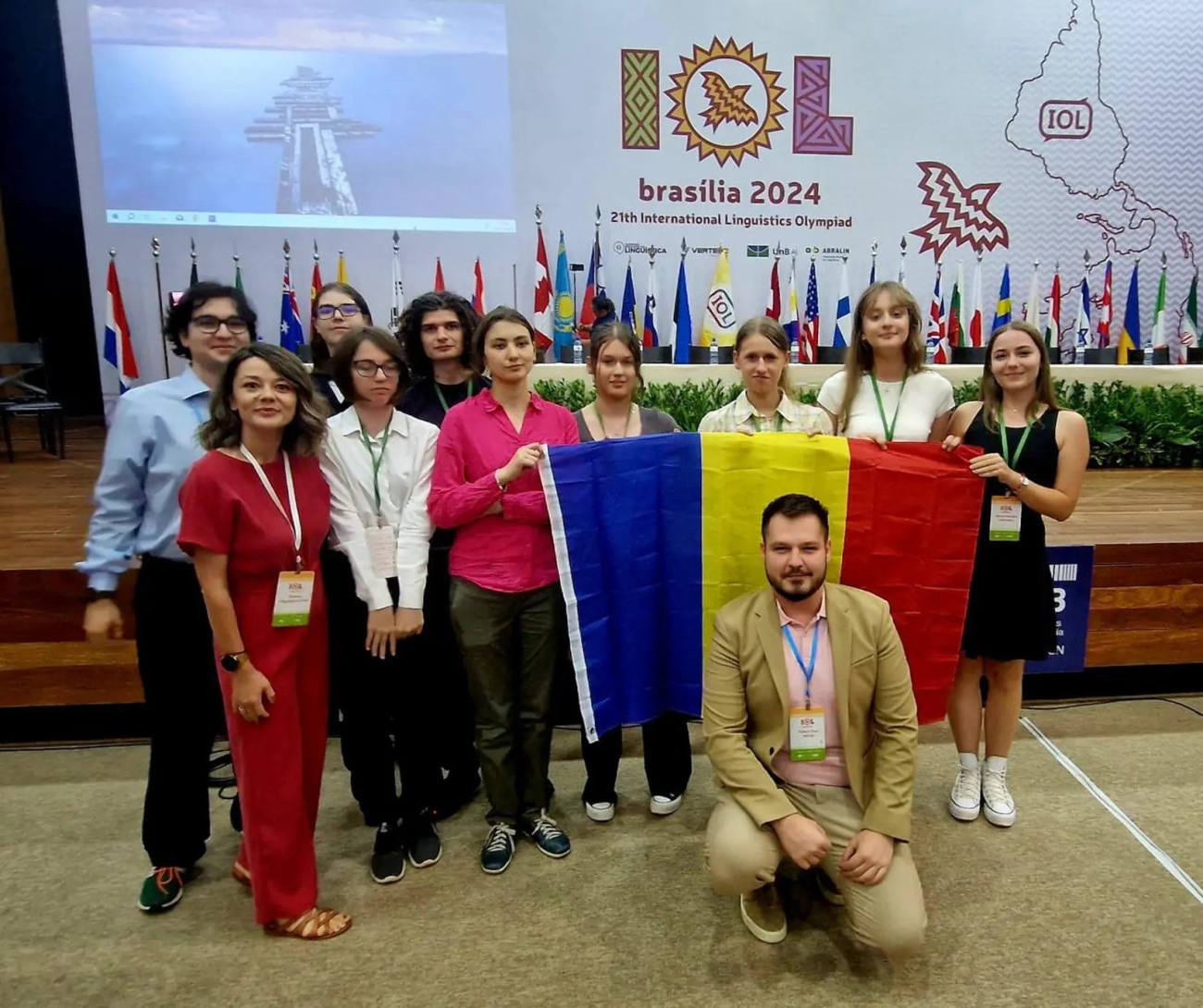 You are currently viewing Cinci medalii, dintre care una de aur, au obținut elevii români la Olimpiada Internațională de Lingvistică din Brazilia