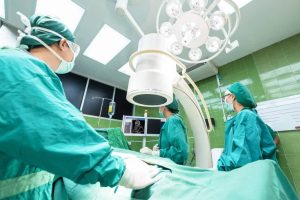 Read more about the article Povești de pe masa de operație, la ATI Târgoviște