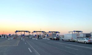 Read more about the article Circulația se va opri la punctele de trecere a frontierei româno-ungare în intervalul orar 03.00-04.00, în data de 1 septembrie.