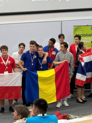 Read more about the article Elevii români au obţinut medalii de aur, argint și bronz la Olimpiada Internațională de Geografie din Irlanda