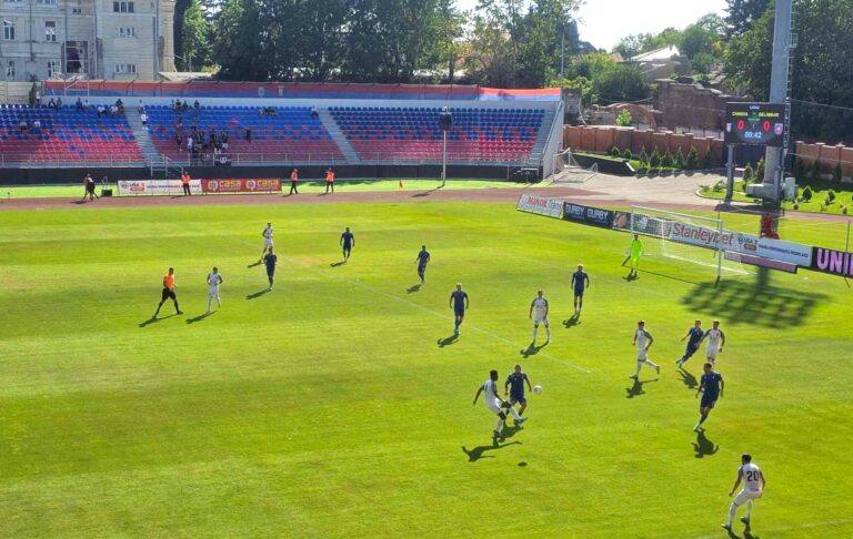 You are currently viewing Chindia Târgoviște a reușit prima victorie în campionat. Dâmbovițenii au trecut cu 2-1 de CSC Șelimbăr