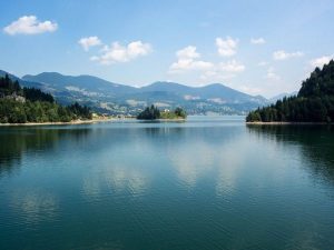Read more about the article Un băiat de 19 ani s-a înecat în lacul de acumulare Colibiţa