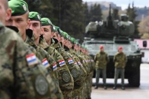 Read more about the article Croaţia introduce serviciul militar obligatoriu cu o durată de două luni