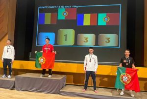 Read more about the article Fabian Constantin, de la CS Târgoviște, pe podium la Campionatul Mondial de Karate Goju Ryu. A cucerit la bronzul la kumite