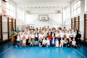 Read more about the article Și în acest an școlar, Clubul Copiilor Titu organizează cursuri gratuite pentru copiii din comunitate