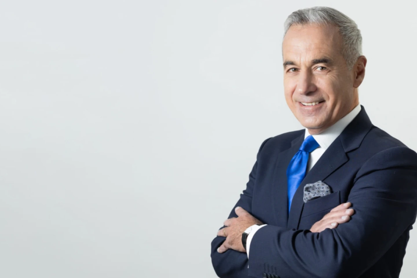 You are currently viewing Călin Georgescu și-a depus candidatura la președinția României