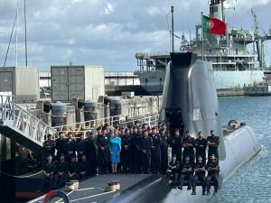 Read more about the article Ofițeri români se instruiesc împreună cu partenerii din Portugalia, în domeniul submarinelor
