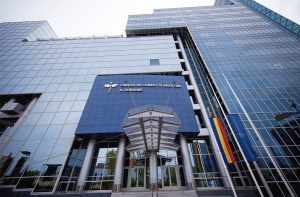 Read more about the article Camera de Comerţ şi Industrie a României se delimitează categoric de comportamentul deviant al Directorului General al Cameri de Comerţ, Industrie şi Agricultură Sibiu