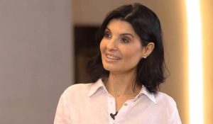 Read more about the article Lavinia Șandru candidează la prezidențiale, din partea PUSL