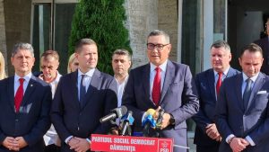 Read more about the article Victor Ponta, despre candidatura la alegerile parlamentare: vechii mei prieteni din PSD au zis că la război trebuie să meargă toată lumea