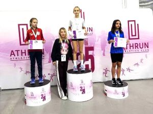 Read more about the article Cele mai în formă atlete de la CS Târgoviște, de patru ori pe podium la București! Sonia Ilie a revenit acasă cu două medalii de aur și una de argint