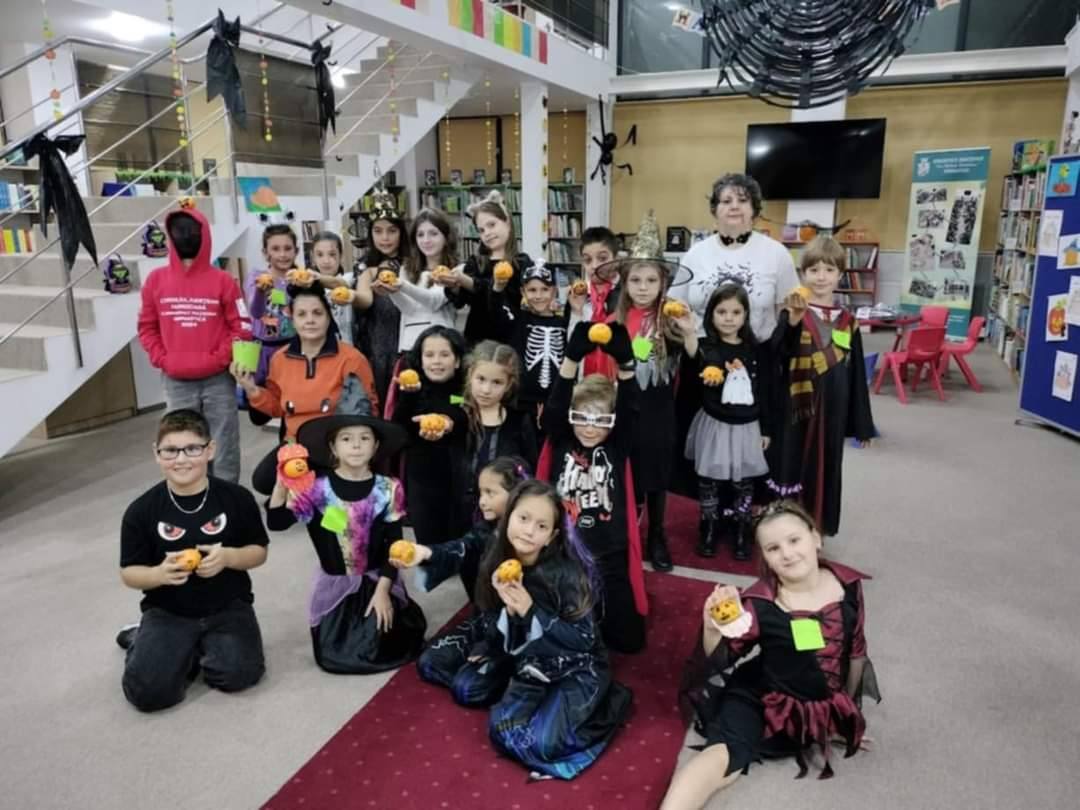 You are currently viewing ”Boo! un Halloween deloc înfricoșător!” – la Filiala pentru copii a Bibliotecii Județene Dâmbovița