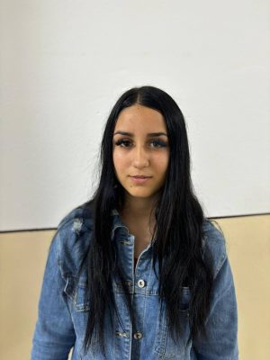 Read more about the article O minoră de 13 ani din Târgoviște este de negăsit. Ați văzut-o?