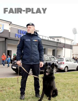 Read more about the article Jandarmii dâmbovițeni vor fi în mijlocul cetățenilor pentru un sfârșit de săptămână în siguranță
