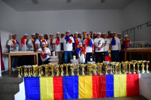 Read more about the article Columbofilii din Răcari au sărbătorit, ieri, finalul sezonului
