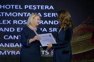 Read more about the article Oana Voicu, manager Hotel Peștera: Promitem să continuăm să creăm momente de neuitat în inima Munților Bucegi