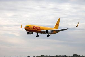 Read more about the article Un avion cargo DHL s-a prăbușit în apropiere de aeroportul Vilnius, pe o casă