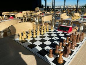 Read more about the article Tinerii șahiști se pot înscrie la două competiții internaționale