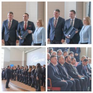 Read more about the article GALA EDUCAȚIEI LA UNIVERSITATEA VALAHIA DIN TÂRGOVIȘTE: Un eveniment dedicat excelenței și recunoașterii performanțelor academice