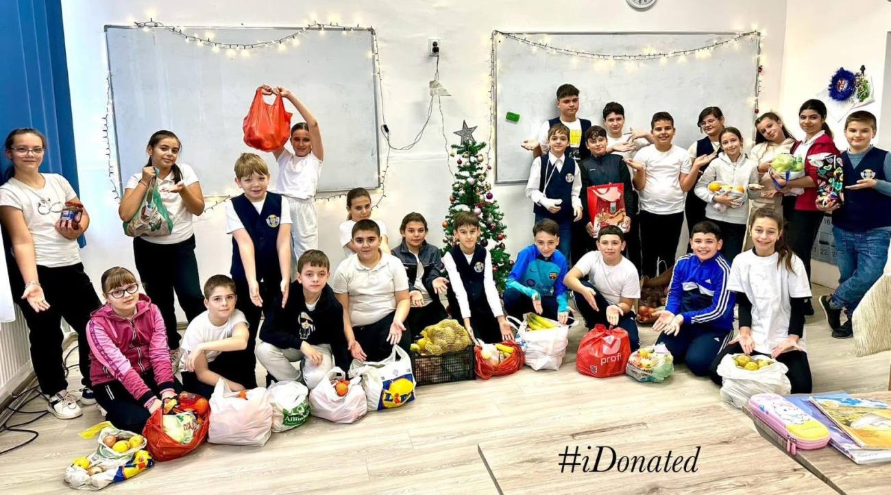You are currently viewing ACTIVITATE EDUCAȚIONAL – FILANTROPICĂ LA ŞCOALA GIMNAZIALĂ ,,RADU CEL MARE” DIN ORAȘUL GĂEȘTI