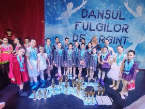 Read more about the article Premiul cel mare la Concursul Internațional „Dansul Fulgilor de Argint”, pentru balerinele pregătite de Daniela Rotari