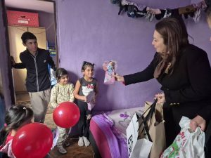 Read more about the article Bucurie pentru mai mulți copii din familii vulnerabile din Moreni