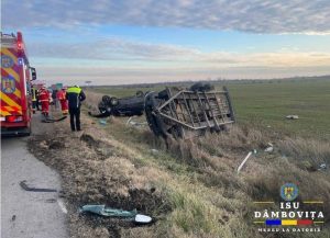 Read more about the article DÂMBOVIȚA: Trei persoane au fost rănite într-un accident rutier pe A1, la km 65!