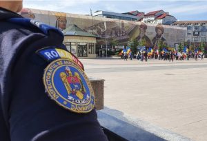 Read more about the article Măsuri de ordine publică asigurate de jandarmii dâmbovițeni la o adunare publică avizată favorabil
